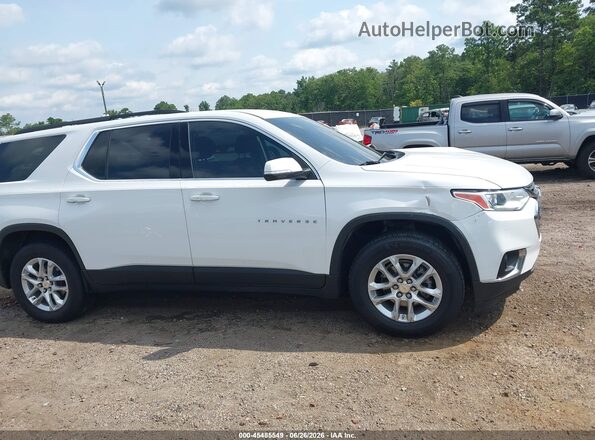 1GNERGKWXMJ272083 2021 CHEVROLET TRAVERSE White Widok wnętrza z tyłu