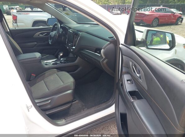 1GNERGKWXMJ272083 2021 CHEVROLET TRAVERSE White Widok wnętrza z przodu