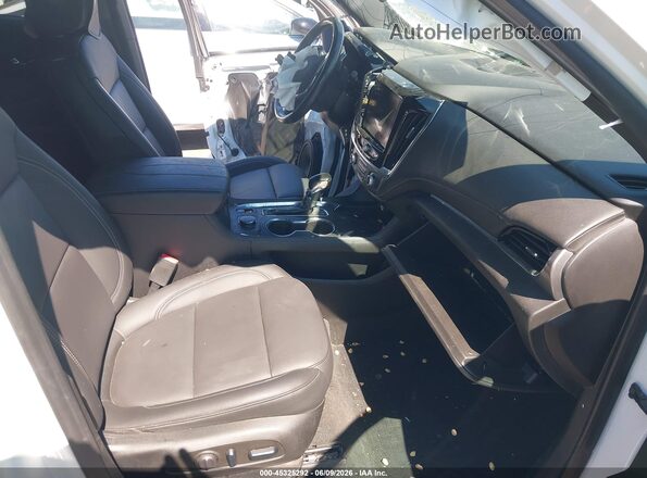 1GNETWKW5RJ129691 2024 CHEVROLET TRAVERSE White Widok wnętrza z przodu