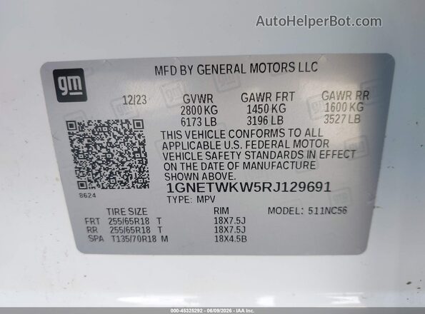 1GNETWKW5RJ129691 2024 CHEVROLET TRAVERSE White Widok komory silnika