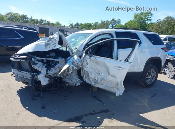 1GNETWKW5RJ129691 2024 CHEVROLET TRAVERSE White Widok wnętrza z tyłu