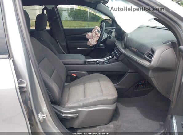 1GNEVEKS3RJ179071 2024 CHEVROLET TRAVERSE Gray Widok wnętrza z przodu