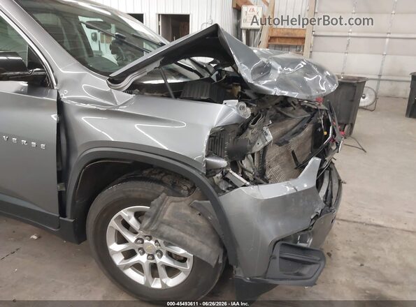1GNEVFKW0LJ217601 2020 CHEVROLET TRAVERSE Gray Вид спереду