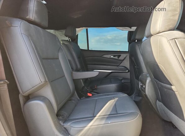 1GNEVGKS2RJ146767 2024 CHEVROLET TRAVERSE Белый Вид задней части салона