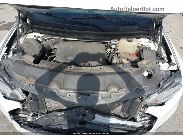 1GNEVGKW0LJ296015 2020 CHEVROLET TRAVERSE Белый Вид сзади