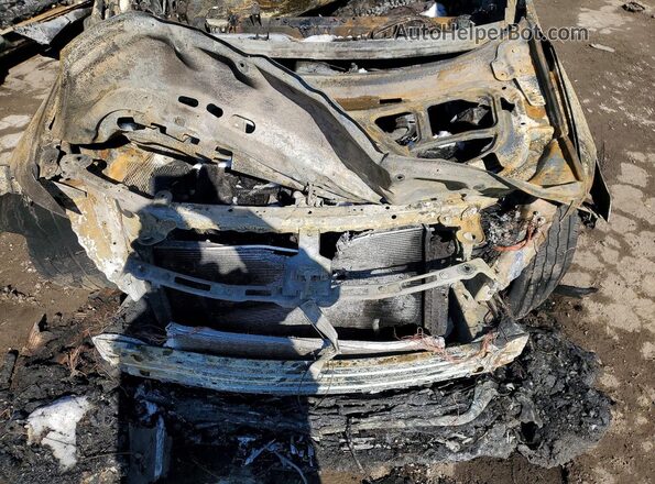 1GNEVGKW2LJ171582 2020 CHEVROLET TRAVERSE Burn Widok wnętrza z tyłu