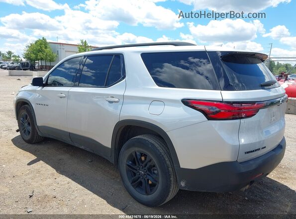 1GNEVGKW4NJ141714 2022 CHEVROLET TRAVERSE Silver Widok wnętrza 360 stopni