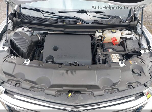1GNEVGKW6NJ125577 2022 CHEVROLET TRAVERSE Белый Вид сзади