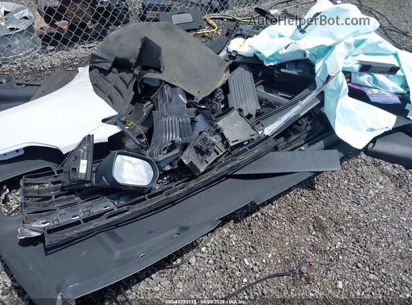 1GNEVGRS5SJ238483 2025 CHEVROLET TRAVERSE Белый Вид щитка приборов
