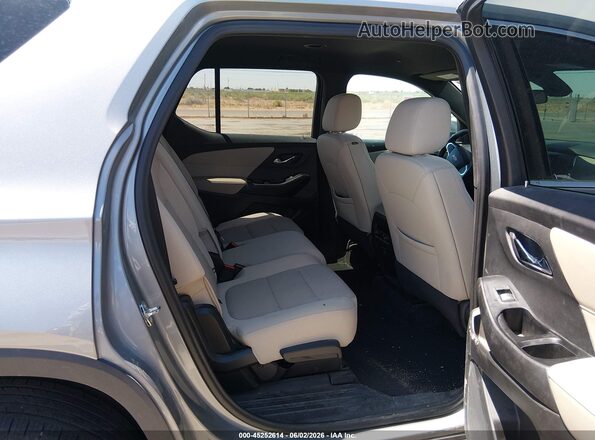 1GNEVLKW7PJ201030 2023 CHEVROLET TRAVERSE Silver Vista de la etiqueta del VIN