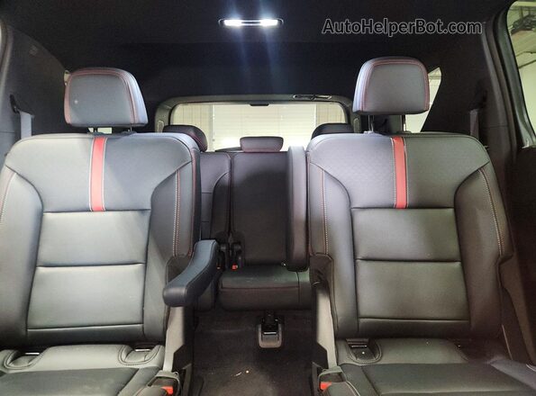 1GNEVLRSXSJ159481 2025 CHEVROLET TRAVERSE Black უკანა სავარძლების ხედი