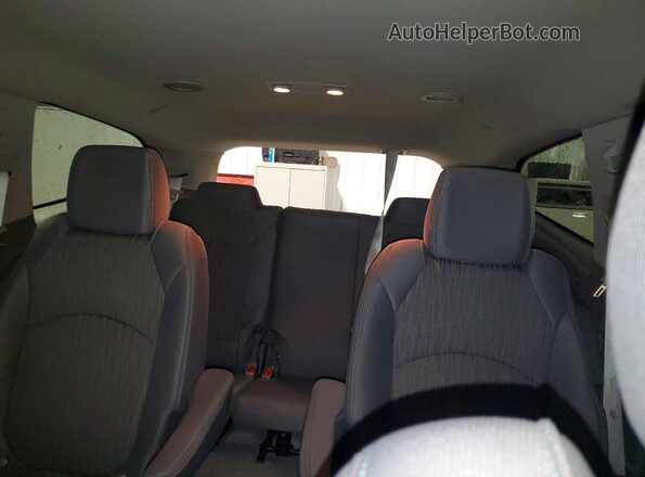 1GNKVGKD7HJ343615 2017 CHEVROLET TRAVERSE Red Widok tylnych siedzeń