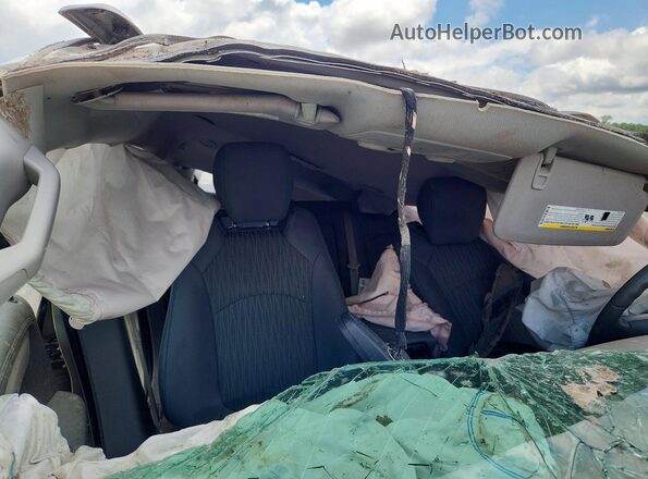 1GNKVGKD8HJ111248 2017 CHEVROLET TRAVERSE Золотой Вид задних сидений