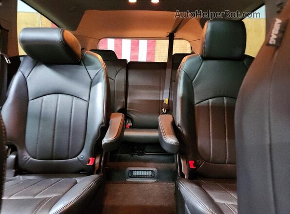 1GNKVJKD0HJ160831 2017 CHEVROLET TRAVERSE Burgundy Вид задніх сидінь