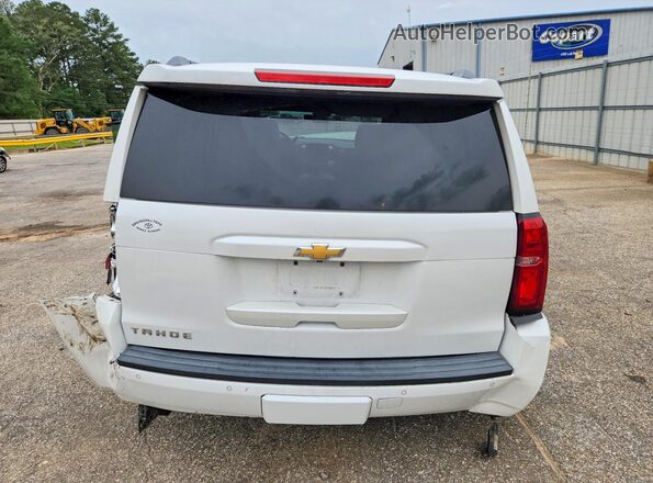 1GNSCBKC0JR176067 2018 CHEVROLET TAHOE Белый Вид сзади