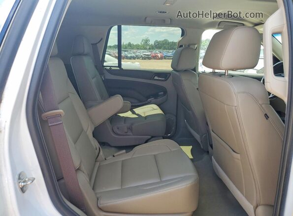 1GNSCBKC2HR310832 2017 CHEVROLET TAHOE White უკანა სალონის ხედი