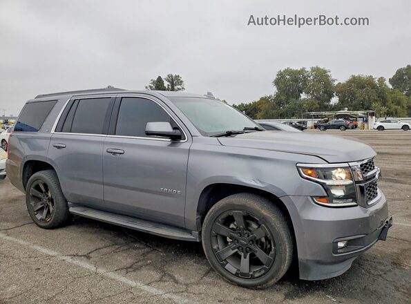 1GNSCBKC4JR347953 2018 CHEVROLET TAHOE Серый Передняя правая четверть