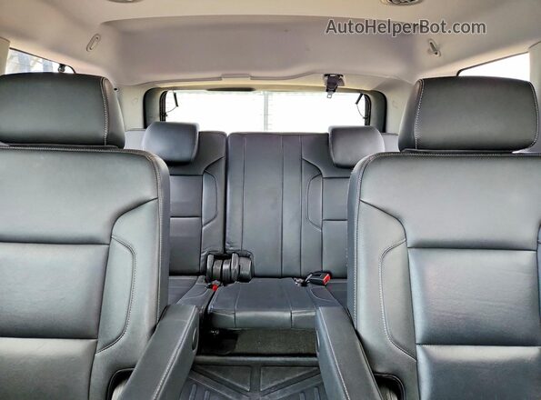 1GNSCBKC5HR186636 2017 CHEVROLET TAHOE Black Widok tylnych siedzeń