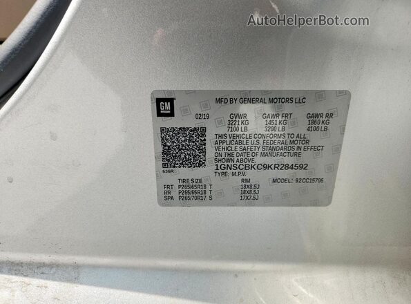 1GNSCBKC9KR284592 2019 CHEVROLET TAHOE Silver Սալոնի 360 աստիճան տեսք