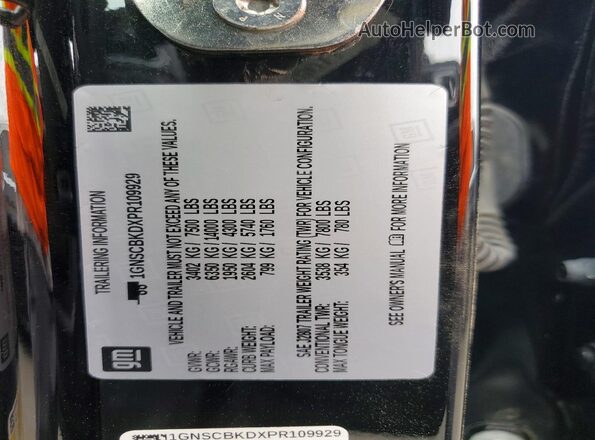 1GNSCBKDXPR109929 2023 CHEVROLET SUBURBAN Black Vista de la etiqueta del VIN