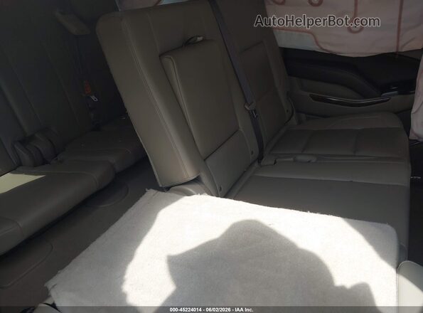 1GNSCHKC1LR256676 2020 CHEVROLET SUBURBAN Black VIN კოდის სტიკერის ხედი