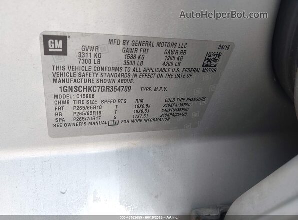 1GNSCHKC7GR364709 2016 CHEVROLET SUBURBAN Silver Widok komory silnika