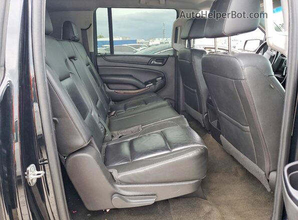 1GNSCHKC8JR233912 2018 CHEVROLET SUBURBAN Black Vista interior trasera