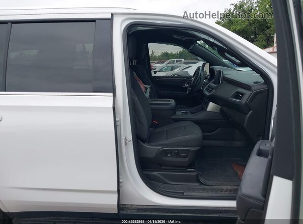 1GNSCMKD0MR227124 2021 CHEVROLET TAHOE White Սալոնի դիմացի տեսք