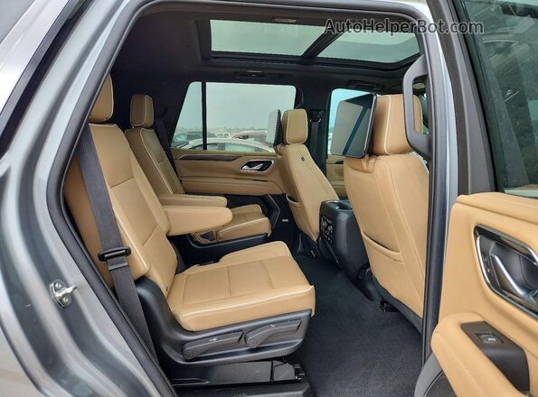 1GNSCSKD8PR391584 2023 CHEVROLET TAHOE Gray Widok wnętrza z tyłu