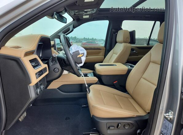 1GNSCSKD8PR391584 2023 CHEVROLET TAHOE Gray Widok wnętrza z przodu