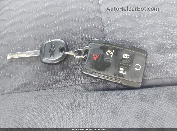 1GNSKAEC4LR117485 2020 CHEVROLET TAHOE Silver Widok deski rozdzielczej