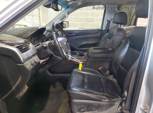 1GNSKBKC4JR141289 2018 CHEVROLET TAHOE Silver Widok wnętrza z przodu