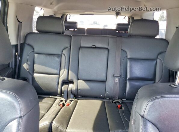1GNSKBKC8LR151276 2020 CHEVROLET TAHOE Silver Rear seats view