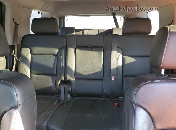 1GNSKBKC9JR326552 2018 CHEVROLET TAHOE Black Widok tylnych siedzeń