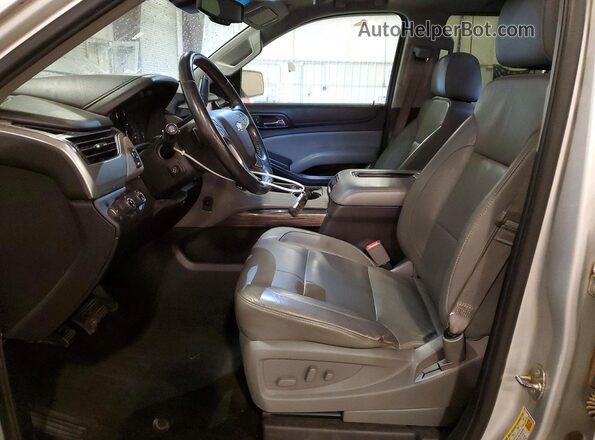 1GNSKBKCXGR181935 2016 CHEVROLET TAHOE Серебряный Вид салона спереди