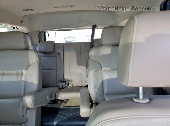 1GNSKCKC2JR318914 2018 CHEVROLET TAHOE Белый Вид задних сидений