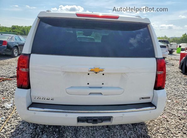 1GNSKCKC2JR318914 2018 CHEVROLET TAHOE Белый Вид сзади
