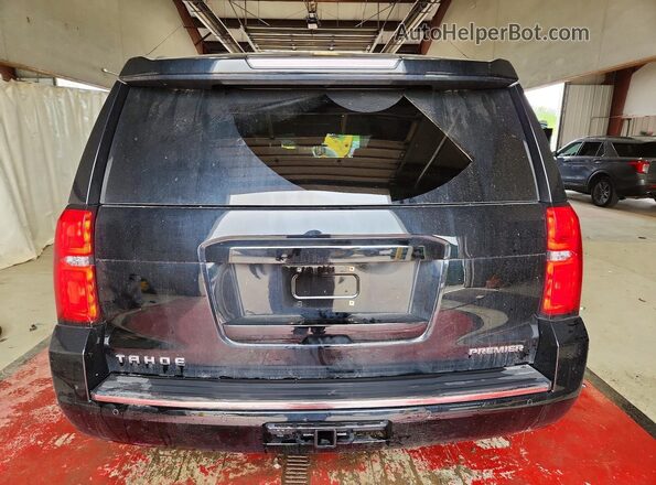 1GNSKCKC7LR230749 2020 CHEVROLET TAHOE Black Вид ззаду