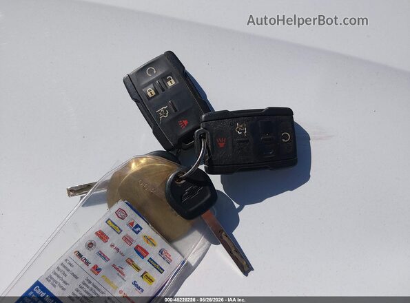 1GNSKFEC3LR112615 2020 CHEVROLET TAHOE White Widok deski rozdzielczej
