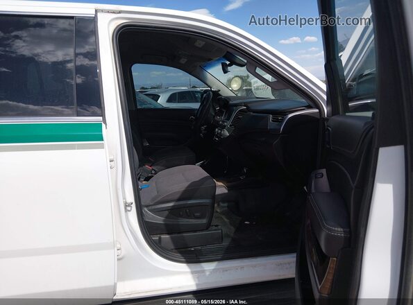 1GNSKFEC6LR114360 2020 CHEVROLET TAHOE Белый Вид салона спереди
