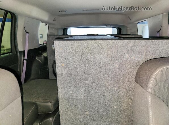 1GNSKFECXGR427630 2016 CHEVROLET TAHOE White Widok tylnych siedzeń