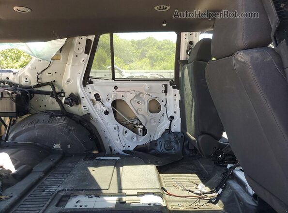 1GNSKLED6RR188815 2024 CHEVROLET TAHOE White Vista interior trasera