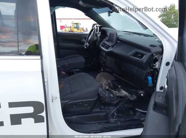 1GNSKLED7RR154897 2024 CHEVROLET TAHOE White წინა სალონის ხედი