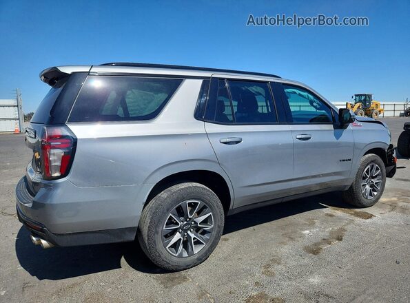 1GNSKPKL1PR499309 2023 CHEVROLET TAHOE Gray Trasero derecho