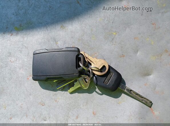 1GT12REG2GF170425 2016 GMC SIERRA Серебряный Вид панели приборов