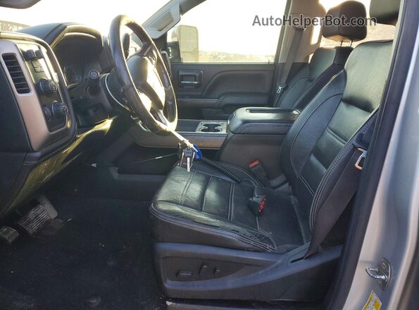 1GT12SEY2KF245164 2019 GMC SIERRA Silver Widok wnętrza z przodu