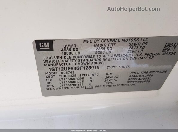 1GT12UE83GF128910 2016 GMC SIERRA White Engine compartment view