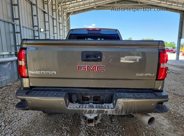 1GT12UEY8HF223898 2017 GMC SIERRA Green Вид ззаду