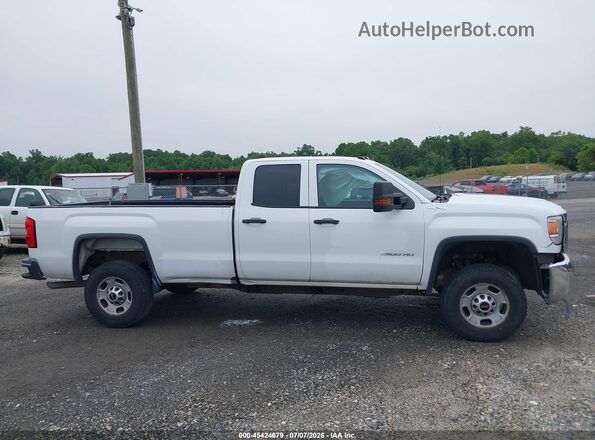 1GT22REG2GZ190645 2016 GMC SIERRA White Սալոնի 360 աստիճան տեսք