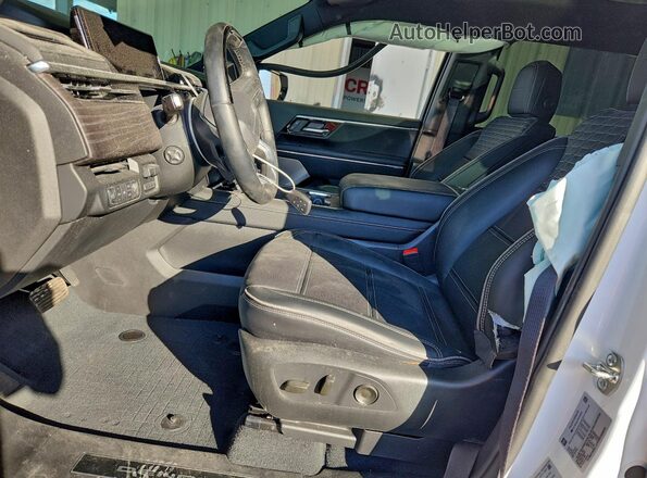 1GT40LEL2SU413569 2025 GMC SIERRA White Սալոնի դիմացի տեսք